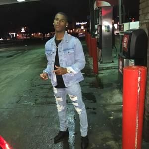 Meet your Posher, Chris